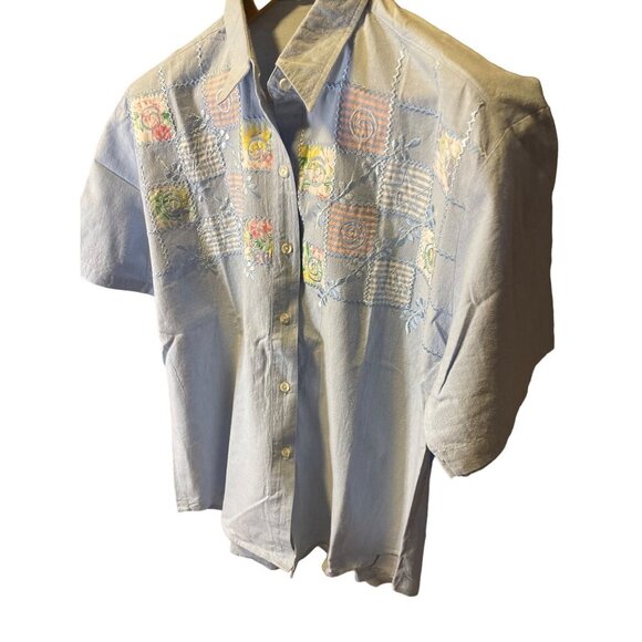 Aster Faded Blue Short Sleeve Collared Button Up Embroidered Top - Picture 3 of 8